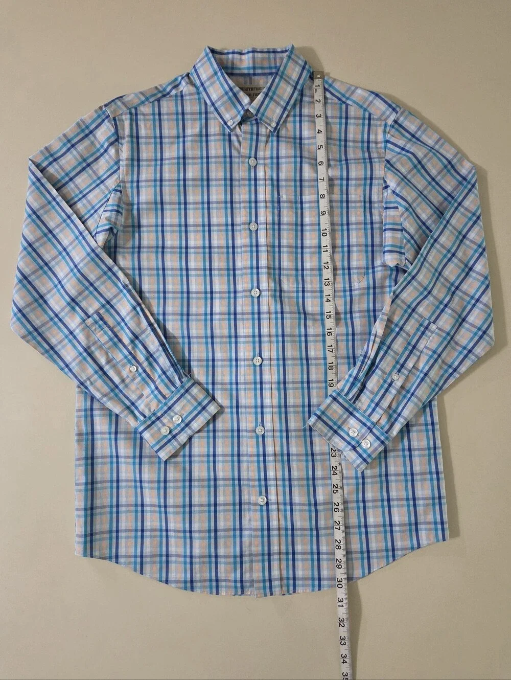 Duluth Trading Co. Men's Blue Plaid Wrinklefighter Relaxed Fit Long Sleeve Shirt